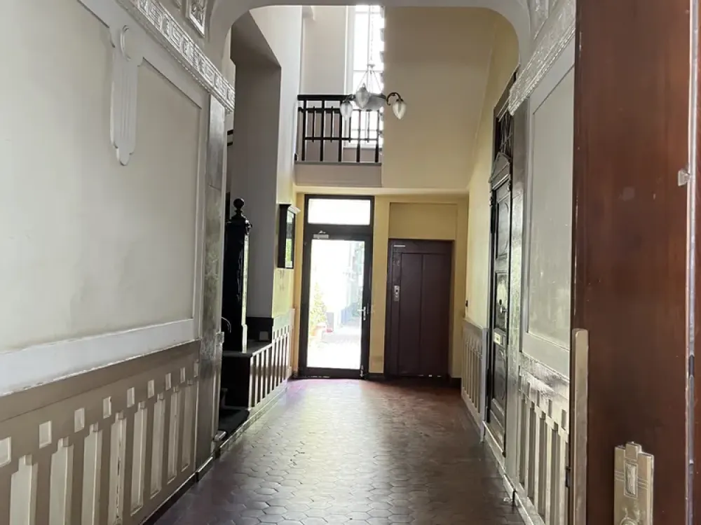 Schöne 2-Zimmer Altbauwohnung mit Charme im feinsten Charlottenburg Nähe S-Bhf und U-Bhf