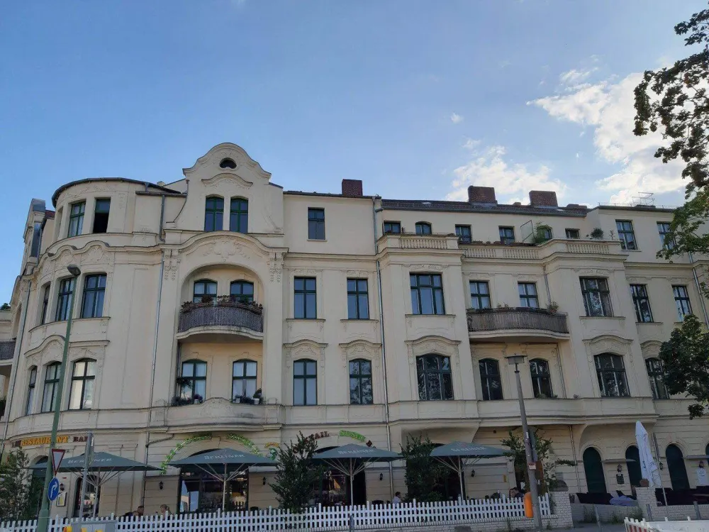 Familienoase in Karlshorst - 204 m² Wohntraum mit 6,5 Zimmern nahe der S-Bahn