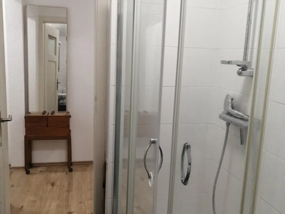 Möbl 4-Zi Wo Stuttgart-Bad Cannstatt Furnished 4-Room Apartment