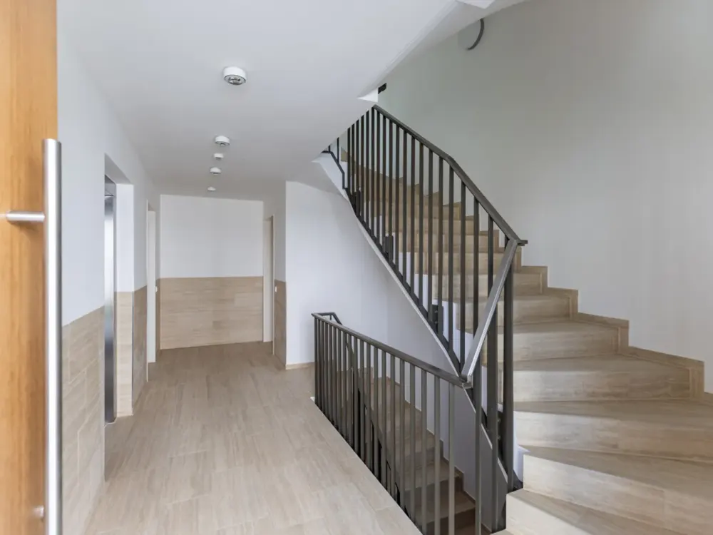 More Space for Two: 87 m², Large Balcony & Built-in Kitchen in Waldtrudering