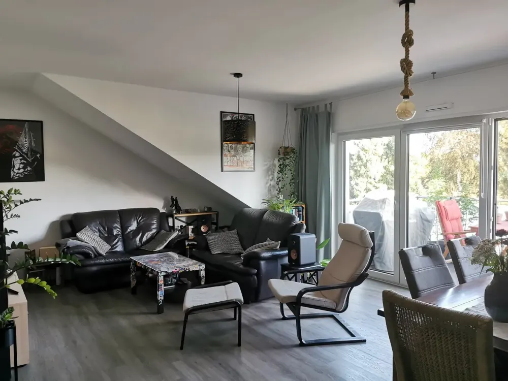Lichtdurchflutete KfW-55-Wohnung mit EBK & Balkon in Brühl-Schwadorf ab 01.11.2026 zu vermieten