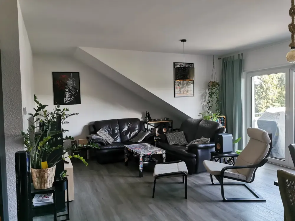 Lichtdurchflutete KfW-55-Wohnung mit EBK & Balkon in Brühl-Schwadorf ab 01.11.2026 zu vermieten