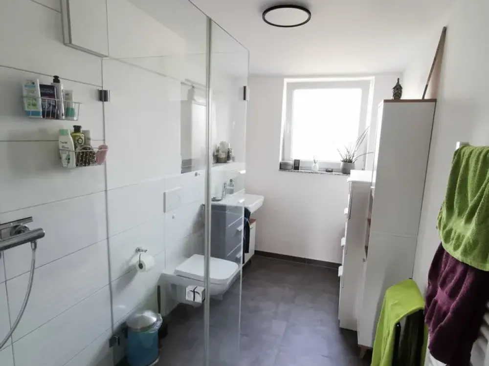 Lichtdurchflutete KfW-55-Wohnung mit EBK & Balkon in Brühl-Schwadorf ab 01.11.2026 zu vermieten