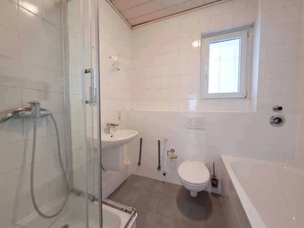 Geräumige 3 Zi.-Whg. mit Balkon