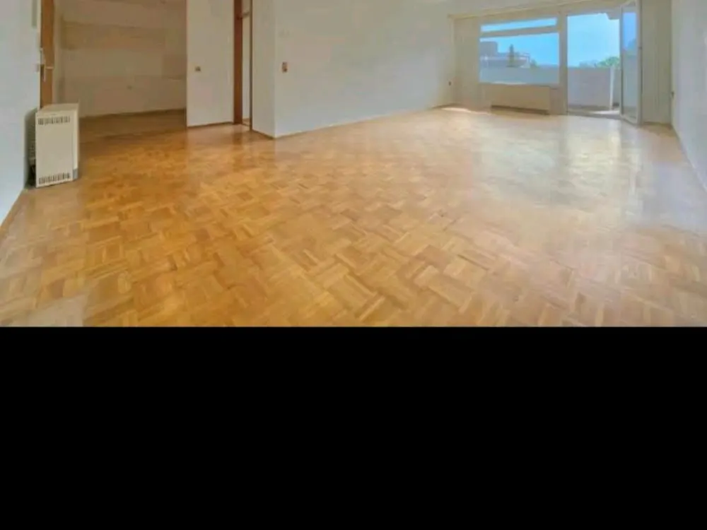 Wohnung mit Garage zu vermieten. Hagen,Boloh.