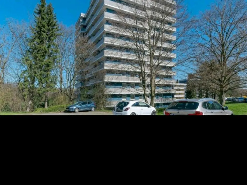 Wohnung mit Garage zu vermieten. Hagen,Boloh.