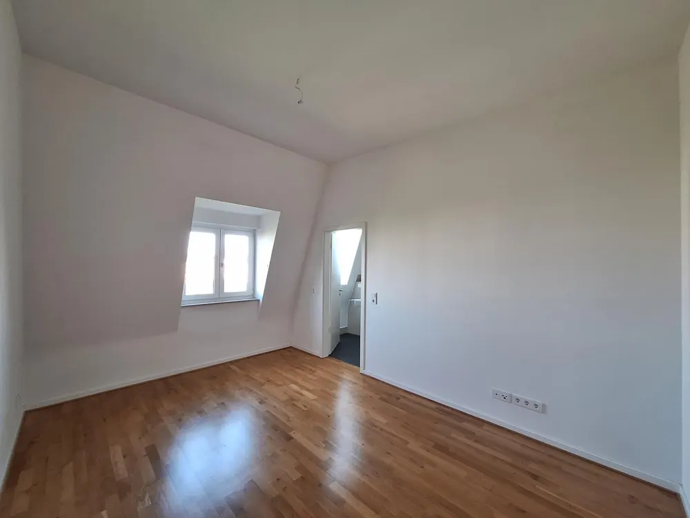 Moderne Etagenwohnung zur Miete mit Balkon in Leipzig Südvorstadt - Wentzel Dr.