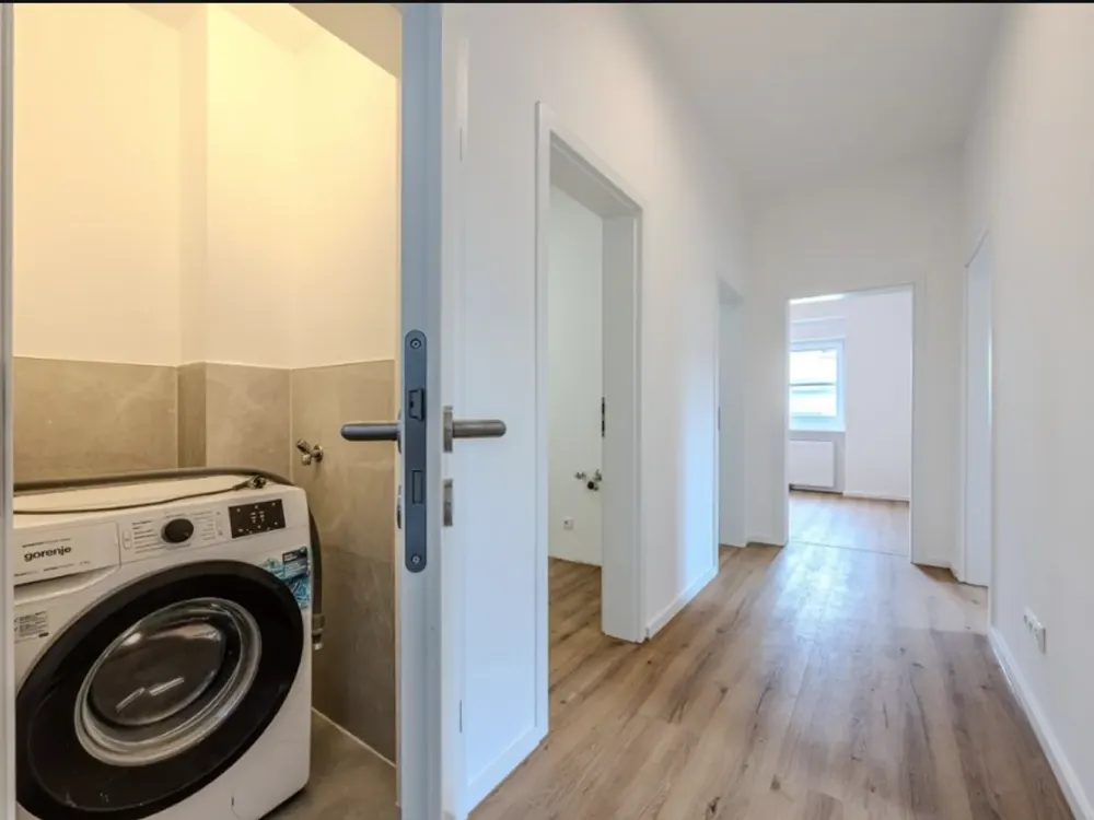 wunderschöne 3 Zimmer Wohnung nach Sanierung - Erstbezug