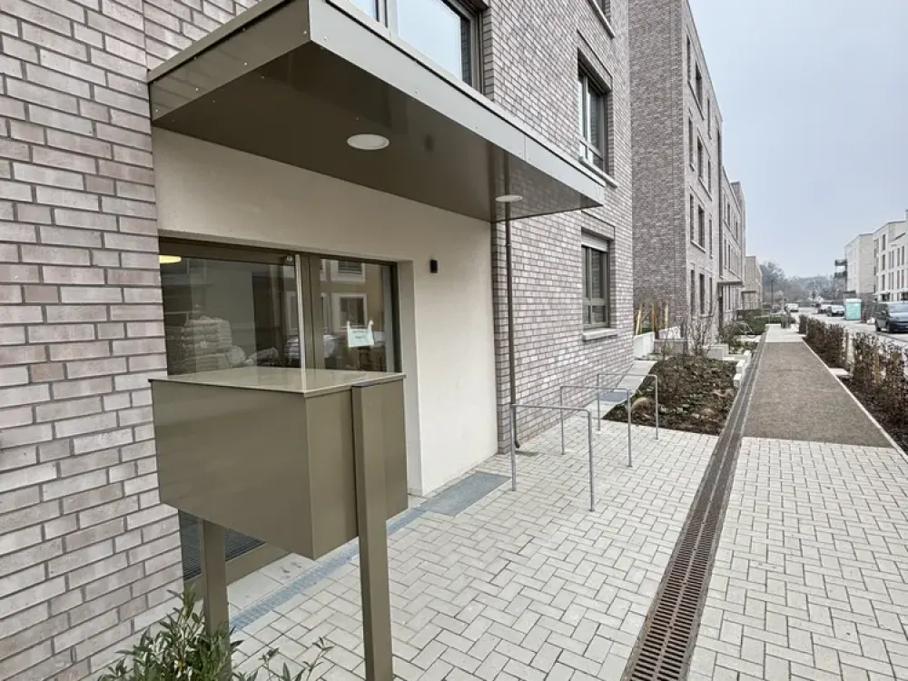 Space for the Whole Family! Spacious 4-Room Apartment in New Building with Underground Parking Space
