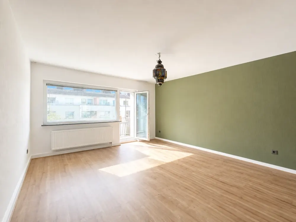 90 m² zum Wohlfühlen, Gut geschnittene 4-Zimmer-Wohnung mit Balkon