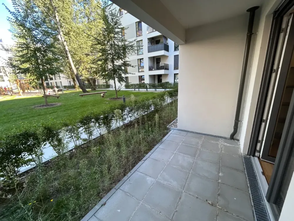 Fully Furnished Design Apartment Including Built-in Kitchen & Terrace | Available Short-Term