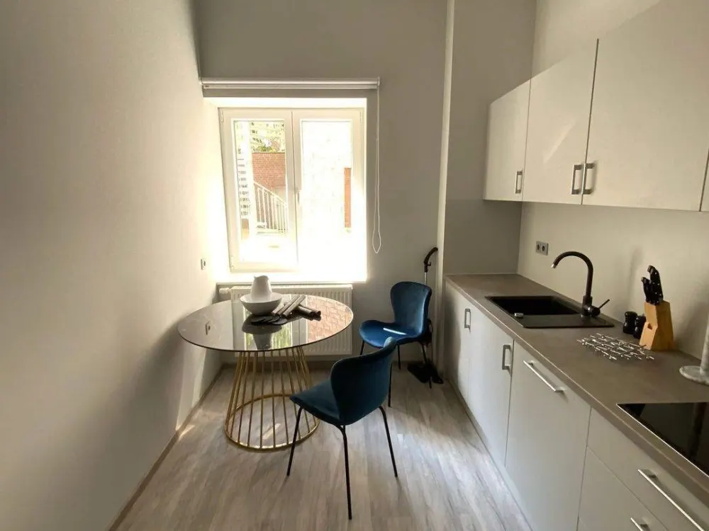Ready to move in: Stilvolles Business-Apartment (vollmöbliert) in Düsseldorf-Stadtmitte, All-inclusive!