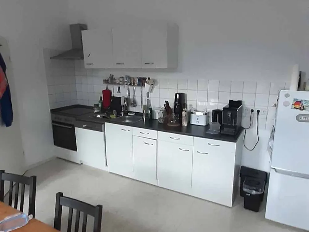 Zwei Zimmer Wohnung mit großer Wohnküche in saniertem Altbau in Dresden-Löbtau