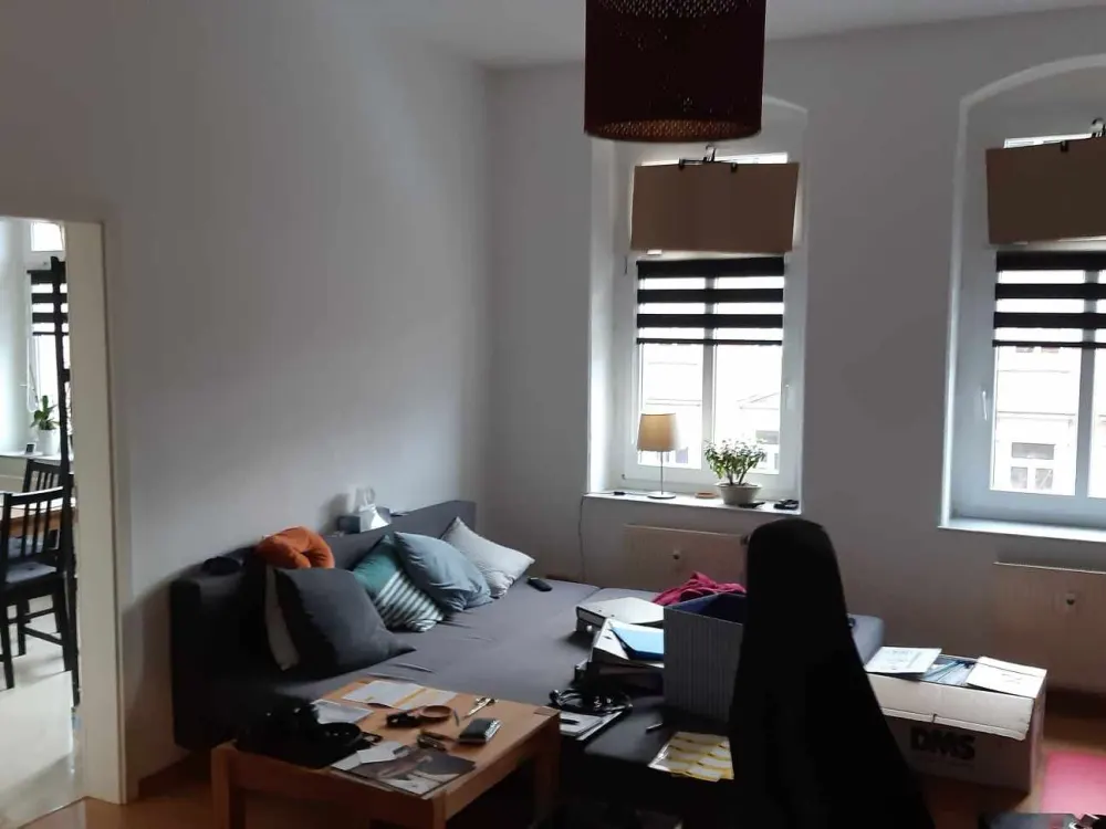 Zwei Zimmer Wohnung mit großer Wohnküche in saniertem Altbau in Dresden-Löbtau
