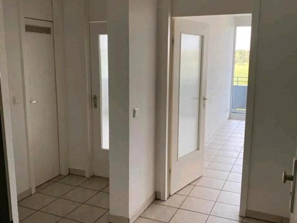 Exklusive 2,5 - Zimmer Wohnung mit XXL Balkon