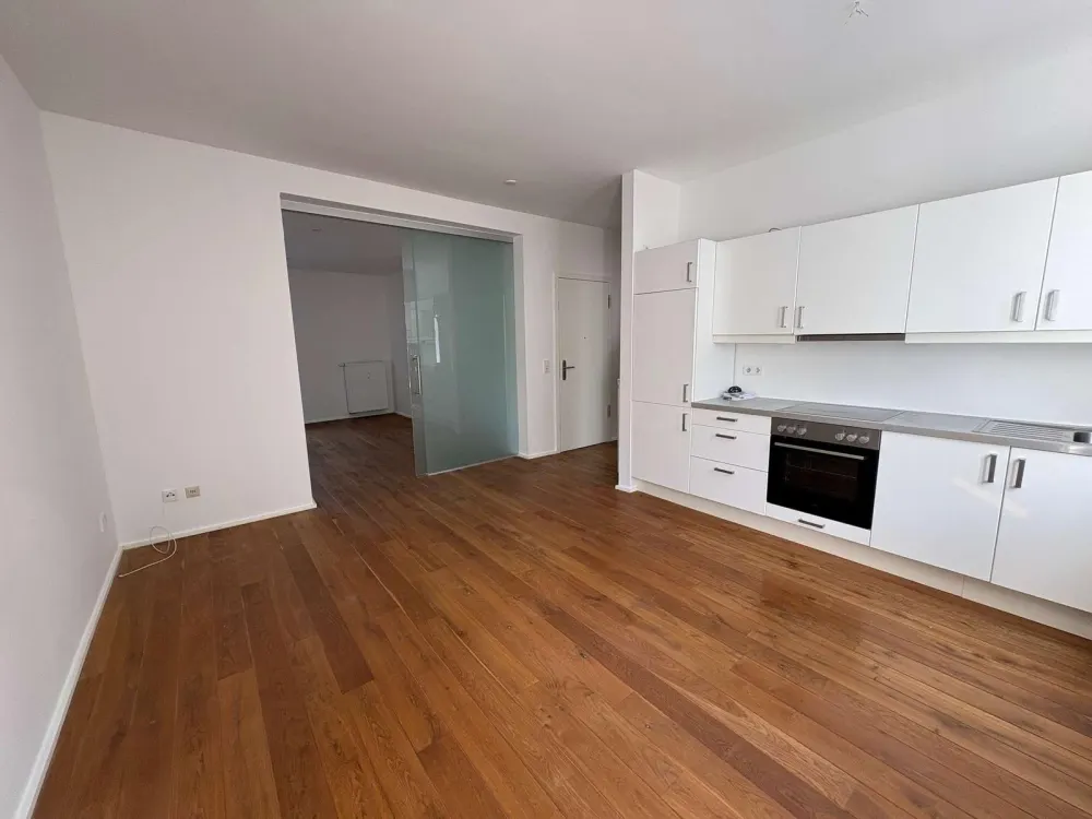 Stilvolle 2-Zimmer-Wohnung in Köln-Lindenthal, direkt an der Dürener Straße