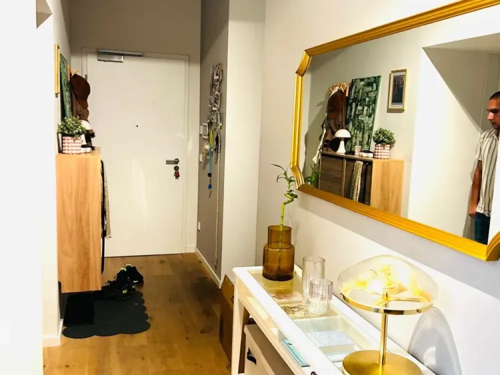 Charming 3-Room Apartment with Terrace