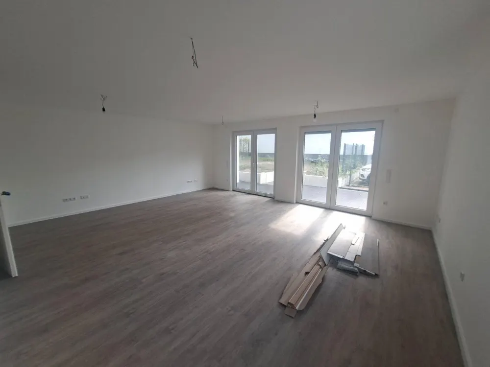 Erdgeschosswohnung mit Südterrasse und eigenem Gartenbereich