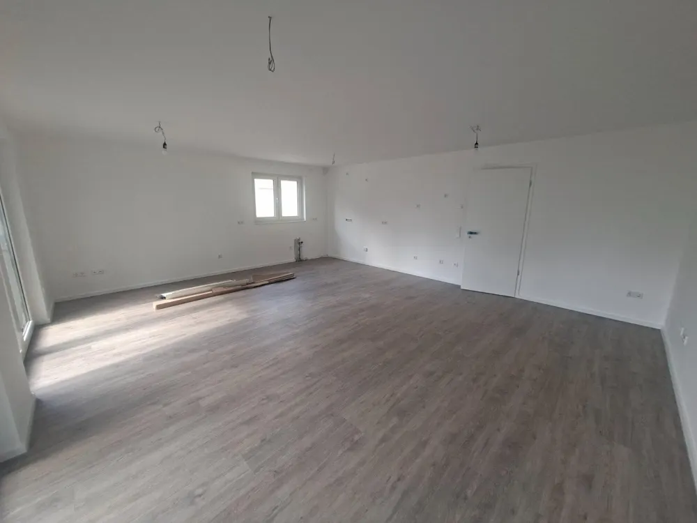 Erdgeschosswohnung mit Südterrasse und eigenem Gartenbereich