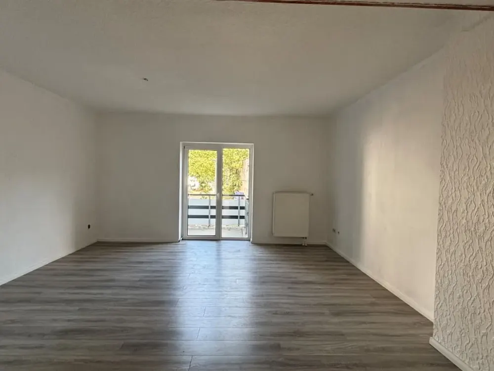 3-Zimmer-Wohnung mit Balkon und Tiefgarage!