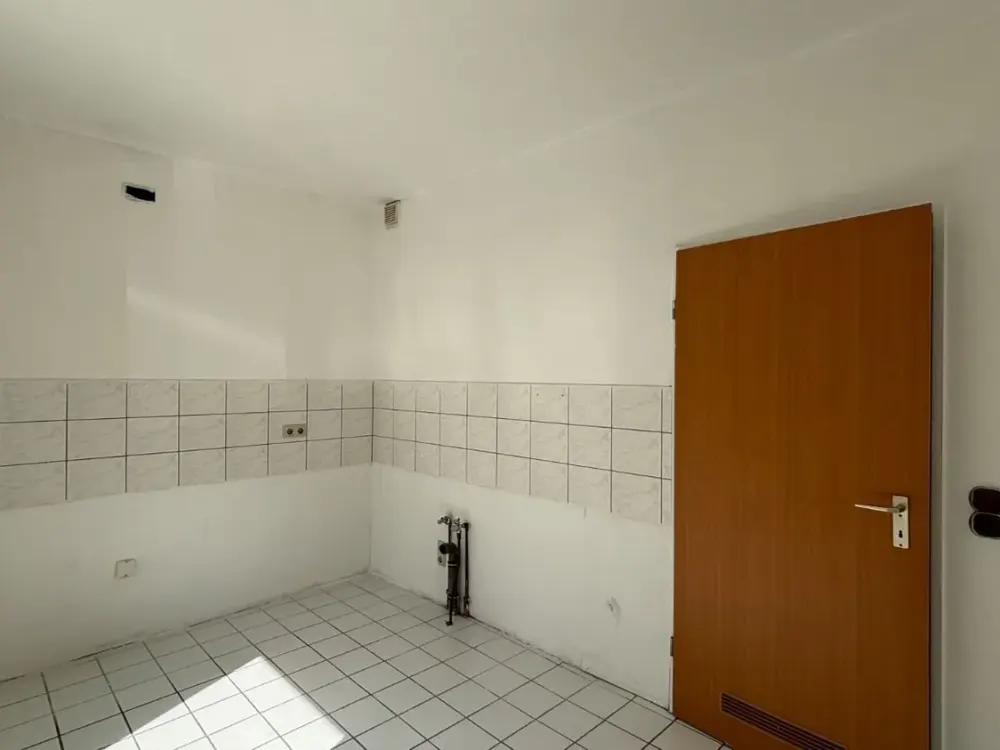 3-Zimmer-Wohnung mit Balkon und Tiefgarage!