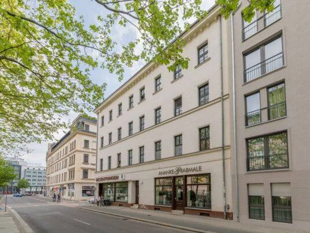 Leben in der City - geräumige 2 Zimmer Wohnung wartet auf Ihren Einzug!