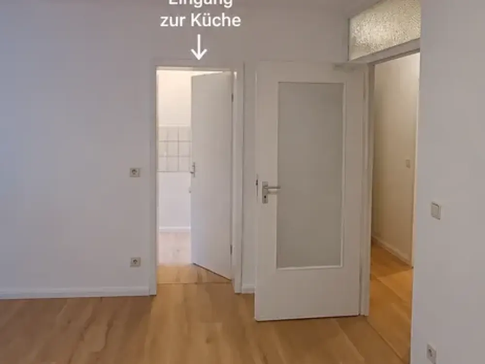 Otto-Hahn-Straße xx, 40591 Düsseldorf