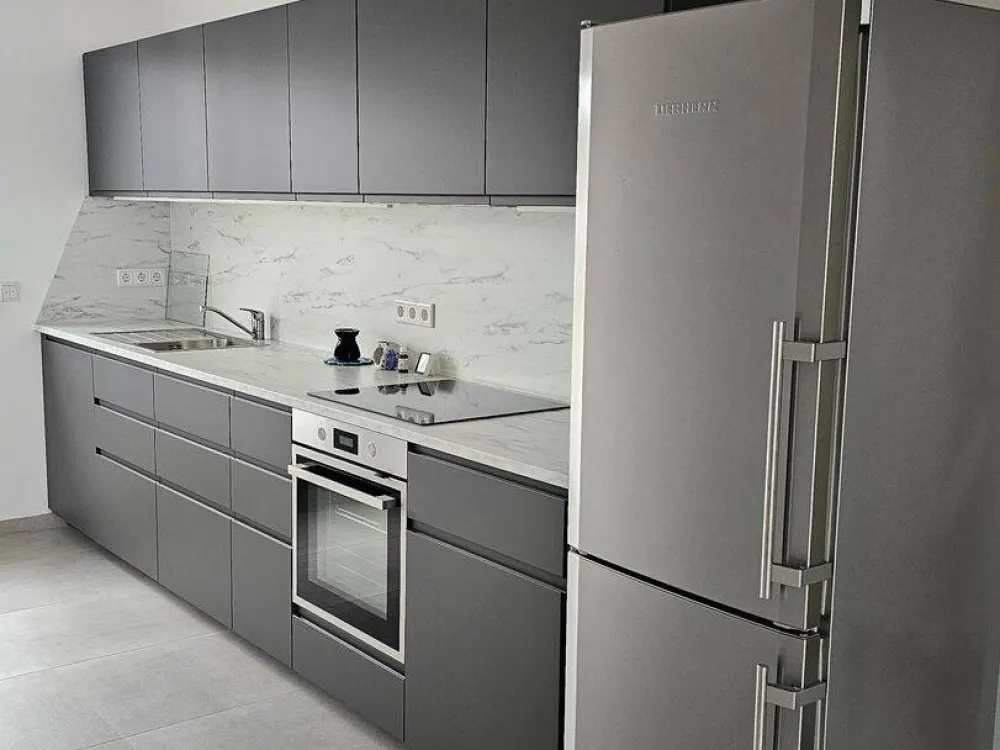 2-Zimmer-Dachgeschoss-Wohnung, Erstbezug nach Sanierung (max. 2 Personen)