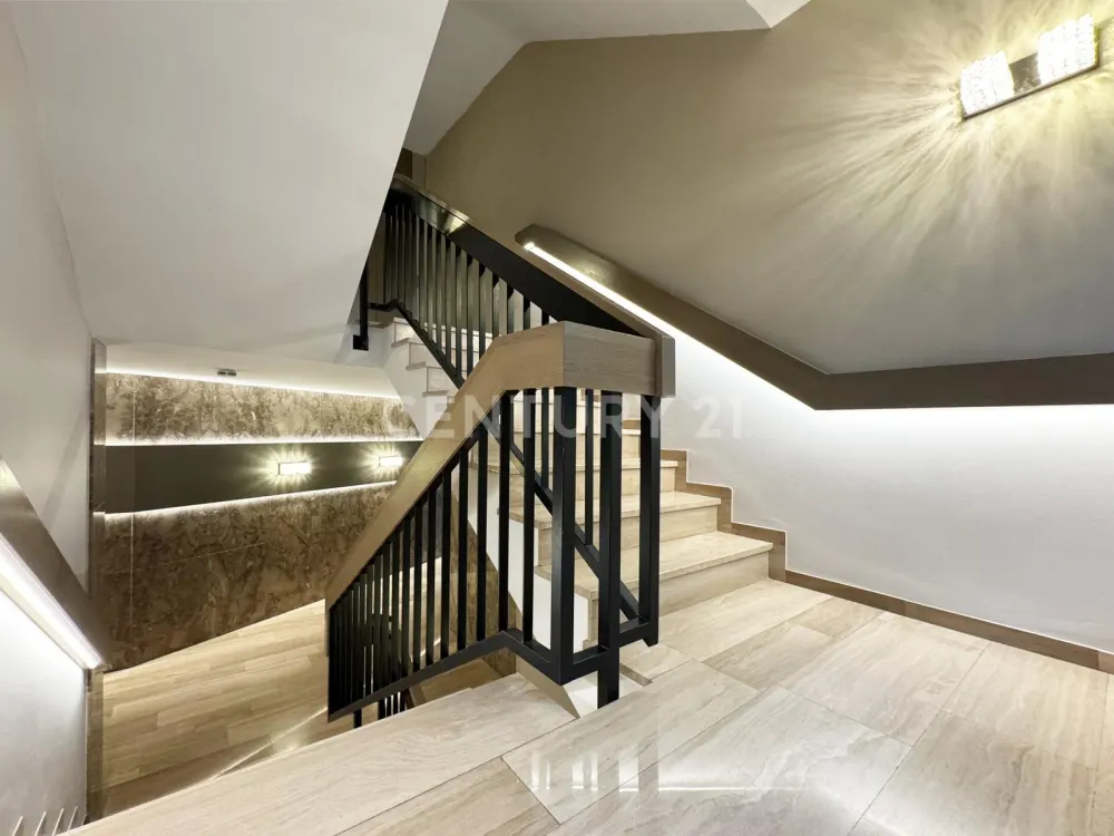 Großzügige 4-Zimmer-Wohnung in bester Westendlage