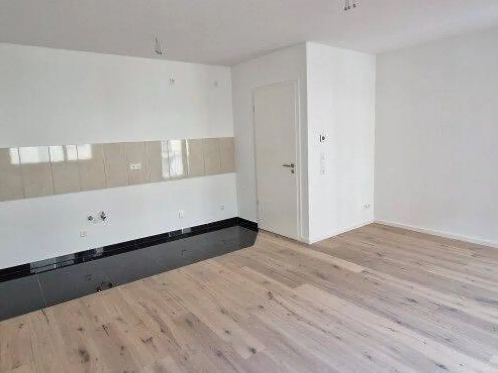 Traumhafte Wohnung im Neubau mit Fußbodenheizung, Parkett und Balkon!
