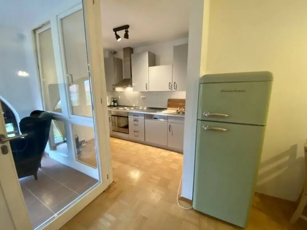Vollmöbliertes Apartment in Köln inkl. Tiefgaragenplatz