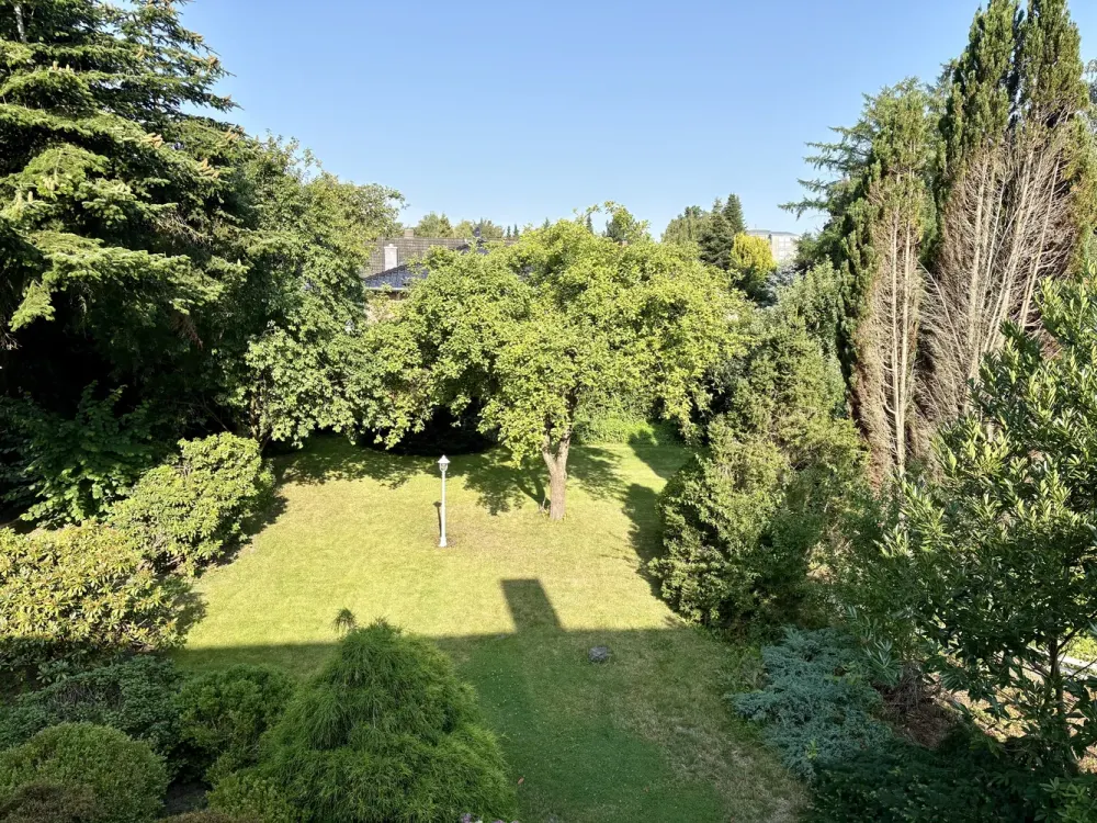 Bright 2.5-Room Apartment in Hamburg-Niendorf - First Occupancy After Renovation -