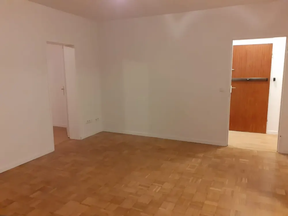 Stilvolle 2-Zimmer-Wohnung mit Balkon und Einbauküche in Hamburg