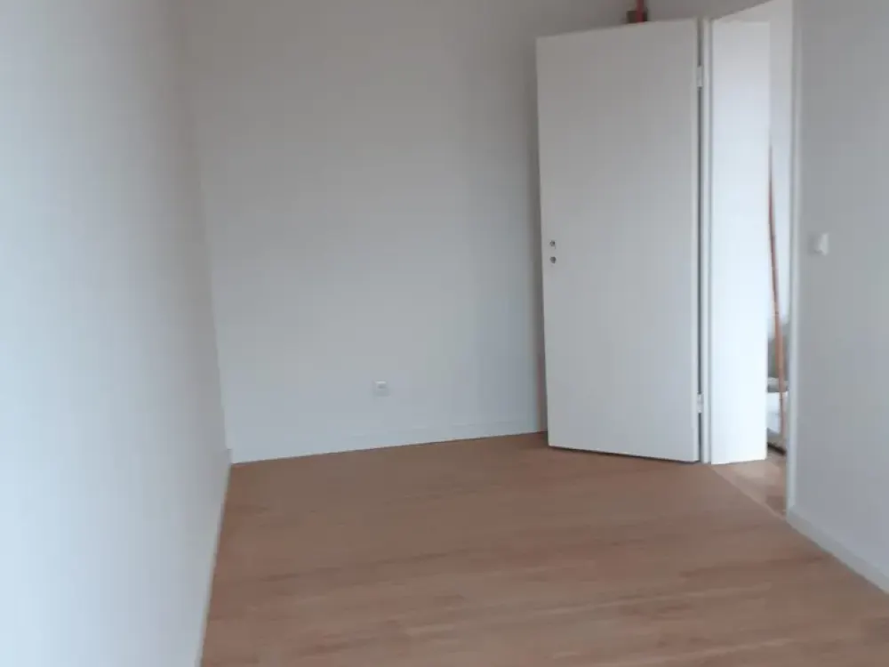Stilvolle 2-Zimmer-Wohnung mit Balkon und Einbauküche in Hamburg