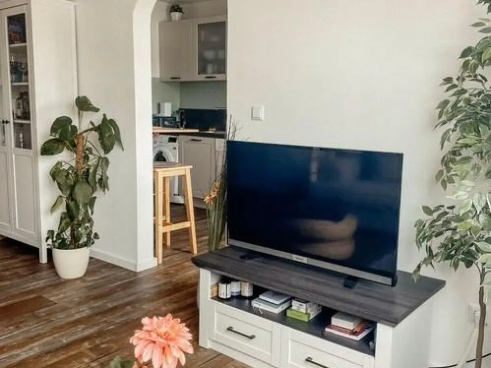 Helle 3 Zi-Wohnung mit Balkon in Zons