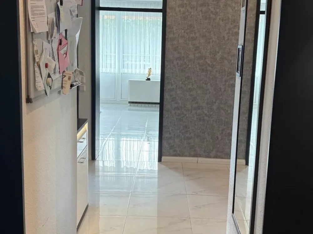 Fantastische 6 Zimmer Wohnung mit Balkon
