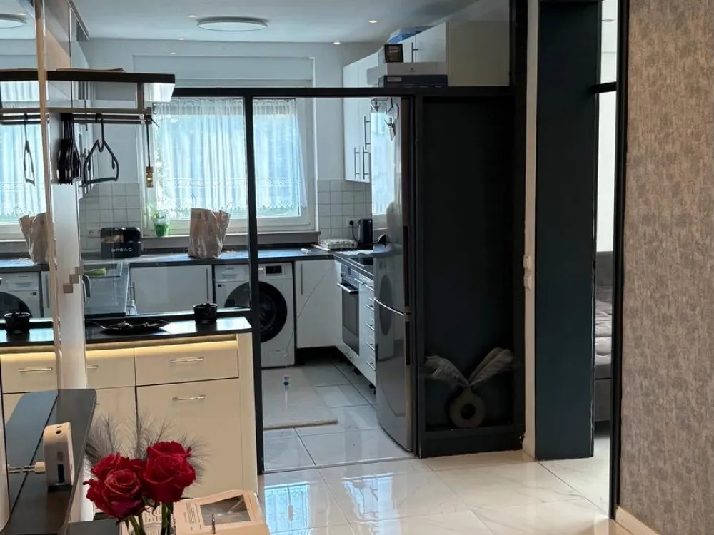 Fantastische 6 Zimmer Wohnung mit Balkon