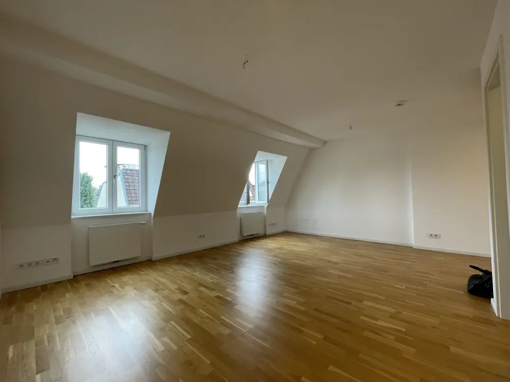 Special Attic Apartment in the Portugiesenviertel!