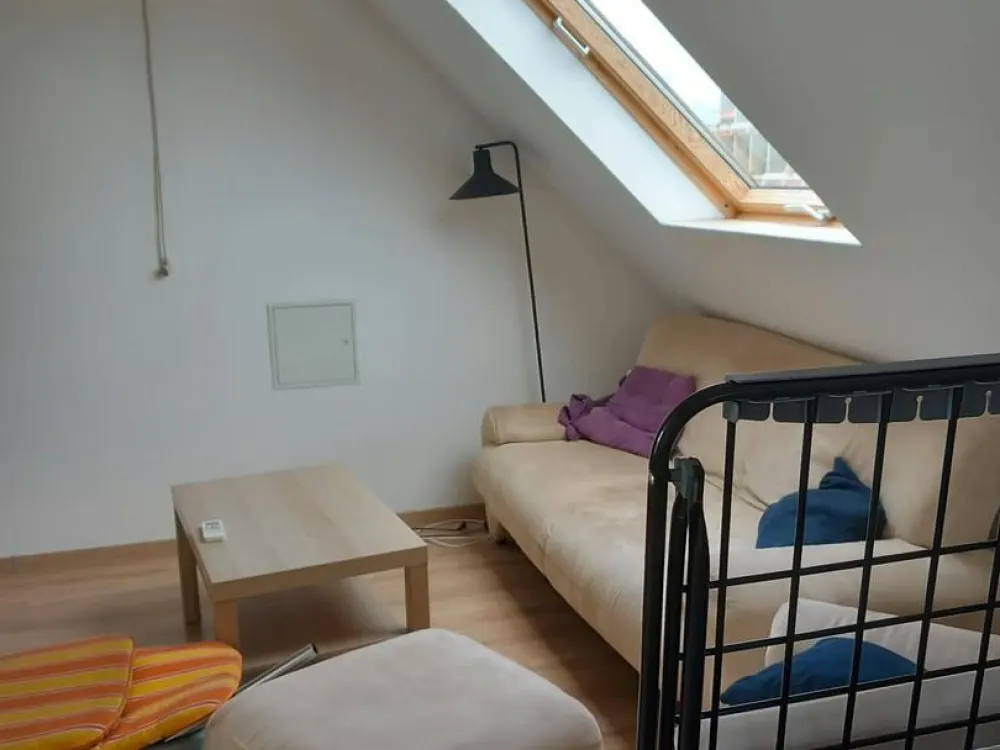 Dachgeschosswohnung über 2 Etagen in Düsseldorf nähe Stadtmitte zu vermieten