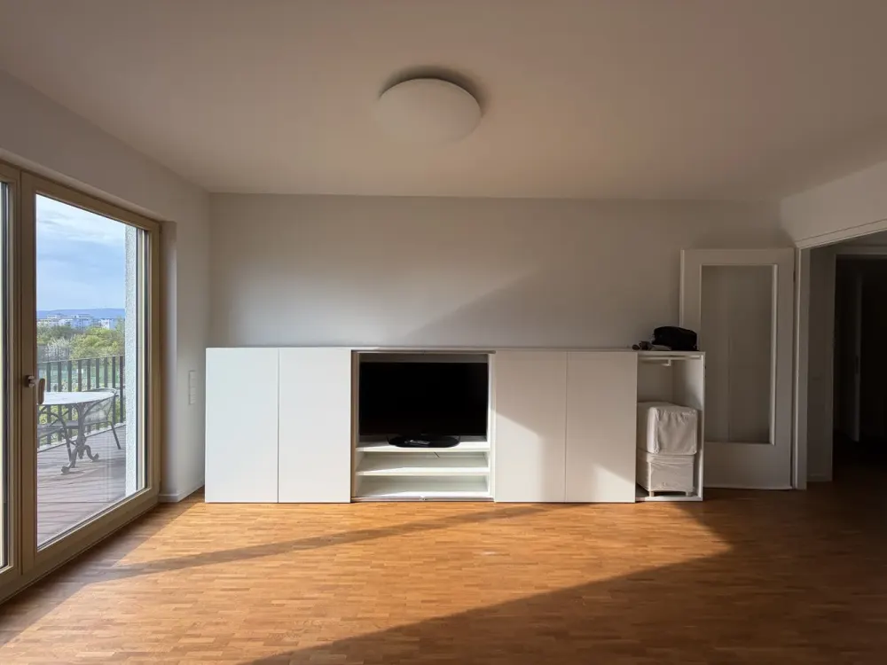 Luxuriöse 3-Zimmer-Wohnung im 3. OG mit Balkon im Europaviertel