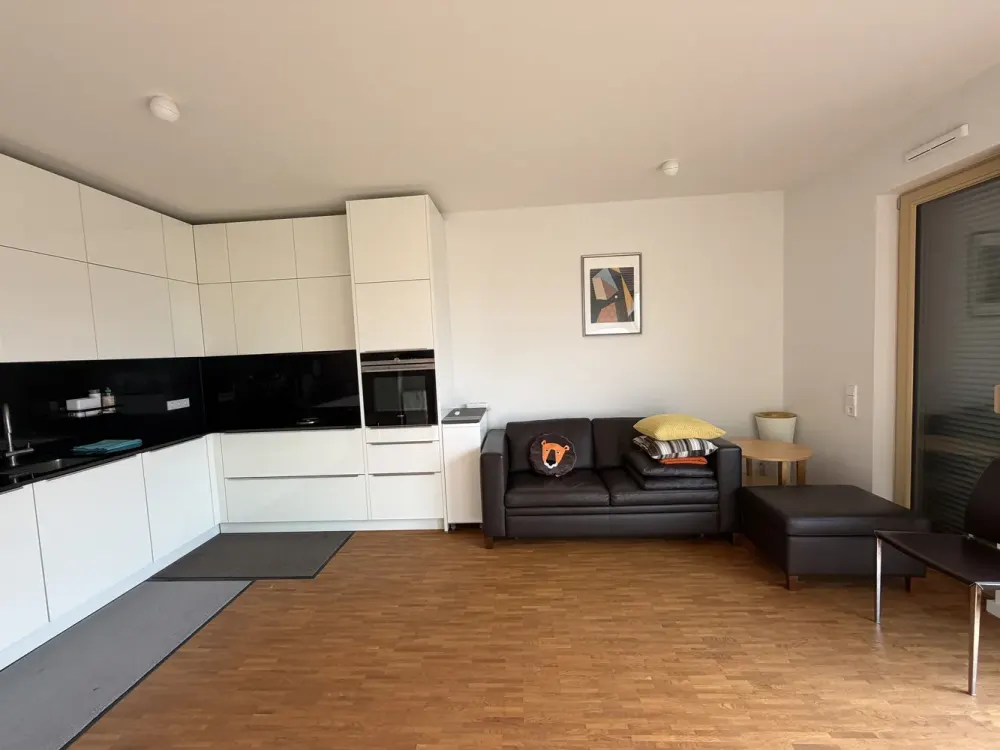 Luxuriöse 3-Zimmer-Wohnung im 3. OG mit Balkon im Europaviertel