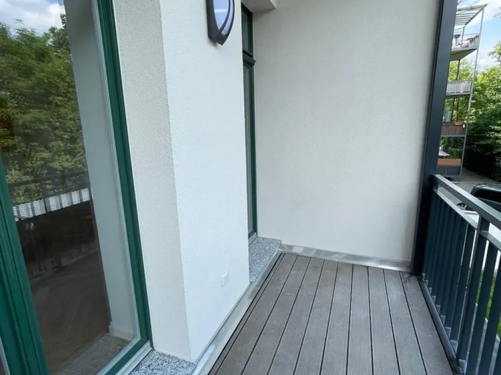Neu sanierte 3-Zimmer-Wohnung mit großem Balkon
