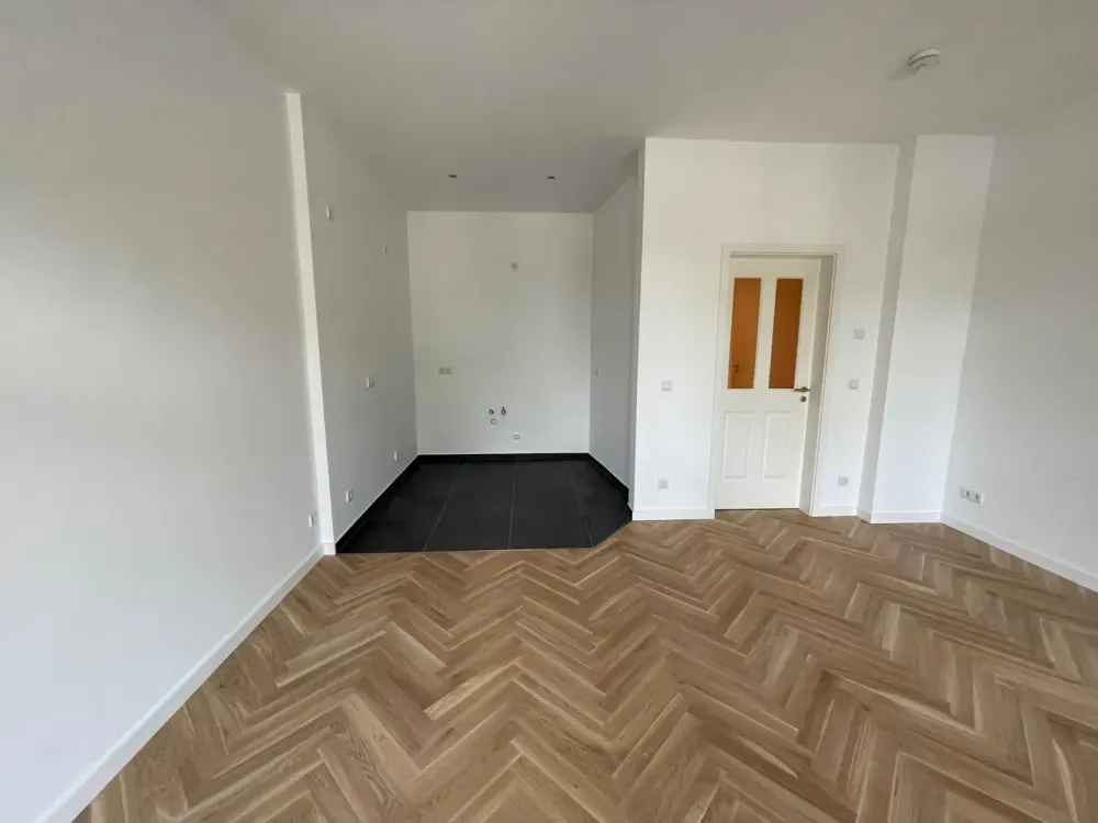 Neu sanierte 3-Zimmer-Wohnung mit großem Balkon
