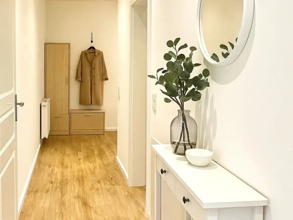 Helle Wohnung mit Gartennutzung in ruhiger Hoflage, Nähe S-/U-Bahnhof Neukölln