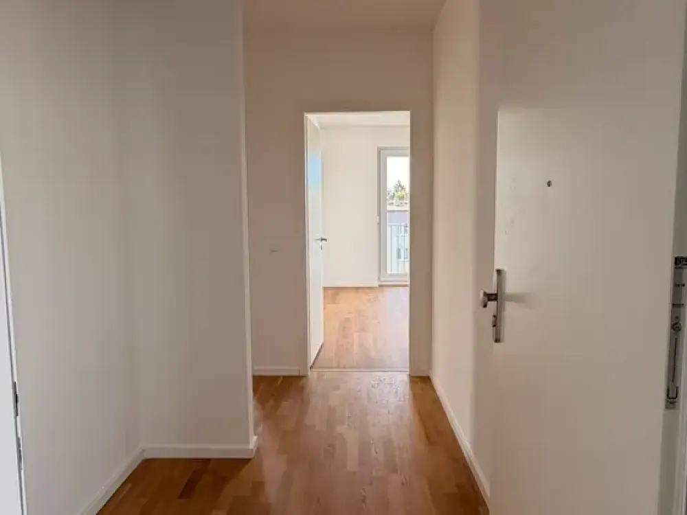 Großzügige 4-Zimmer-Wohnung mit 2 Bädern und sonniger Terrasse