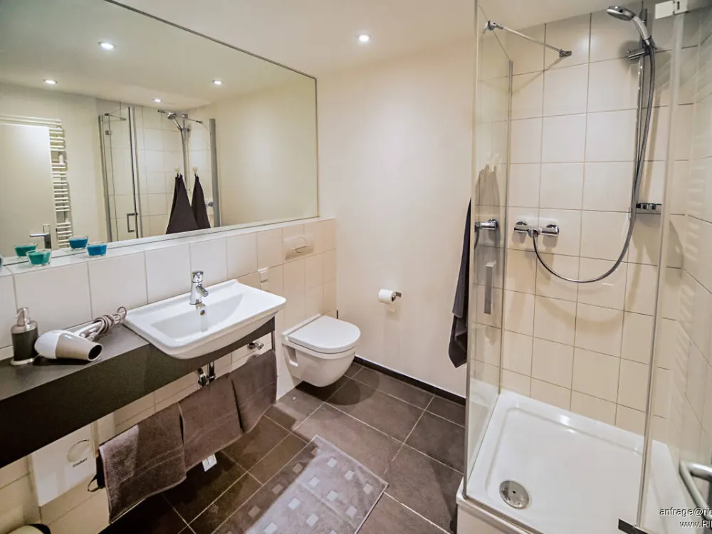 Welc(H)ome® by RIDA FLATS - CGN-City! All in plus! Internet + Balkon + Top Lage