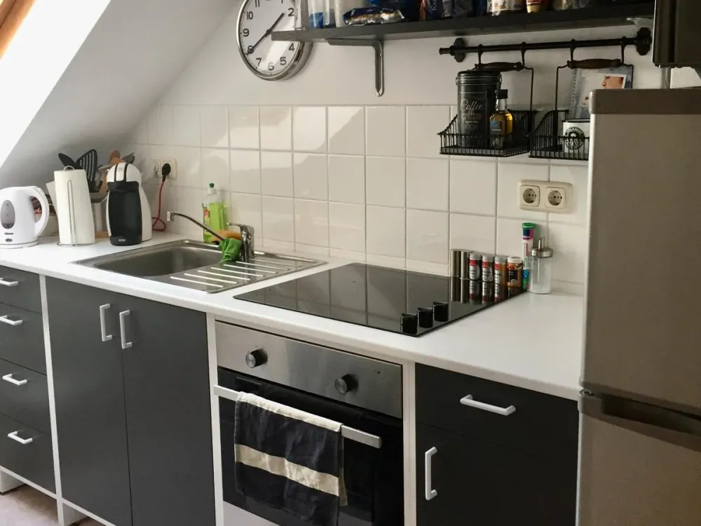 2 bis 3-Raum DG-Wohnung Leipzig-Neulindenau inkl. EBK ab 01.10.