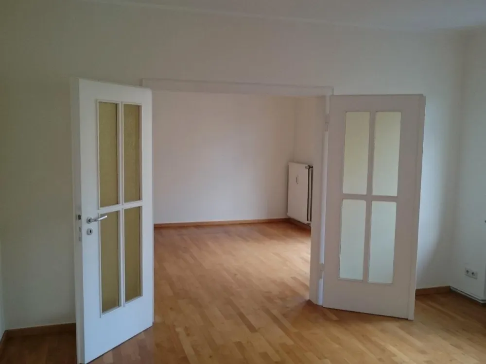 Düsseldorf-Oberkassel, exklusive 3-4 Zimmer-Wohnung - 103 m²
