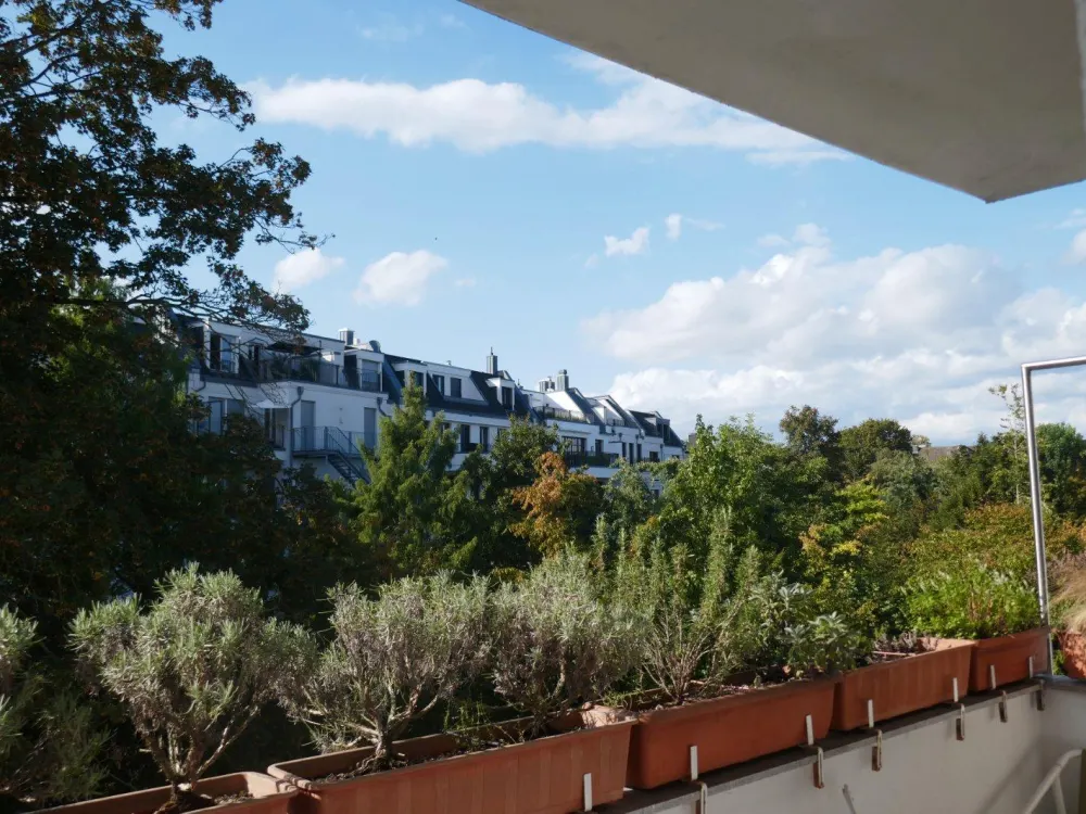 Düsseldorf-Oberkassel, exklusive 3-4 Zimmer-Wohnung - 103 m²