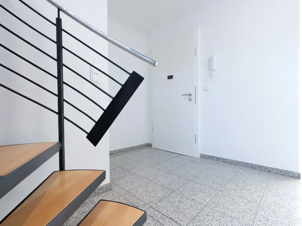 Architekten-Maisonette mit Balkon und unverbaubarer Blick ins Grüne in Köln-Poll